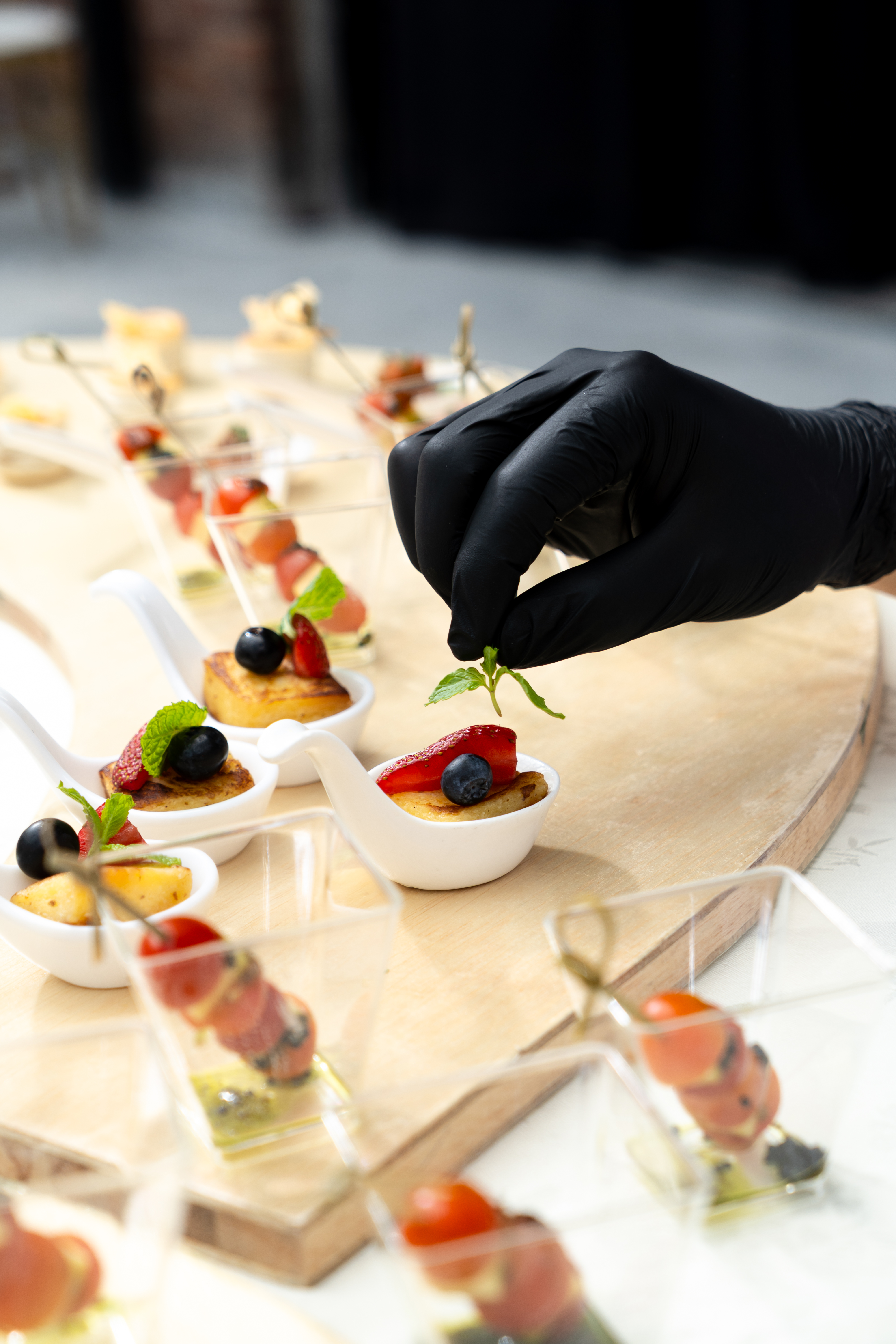 chef on site event food stylish canape