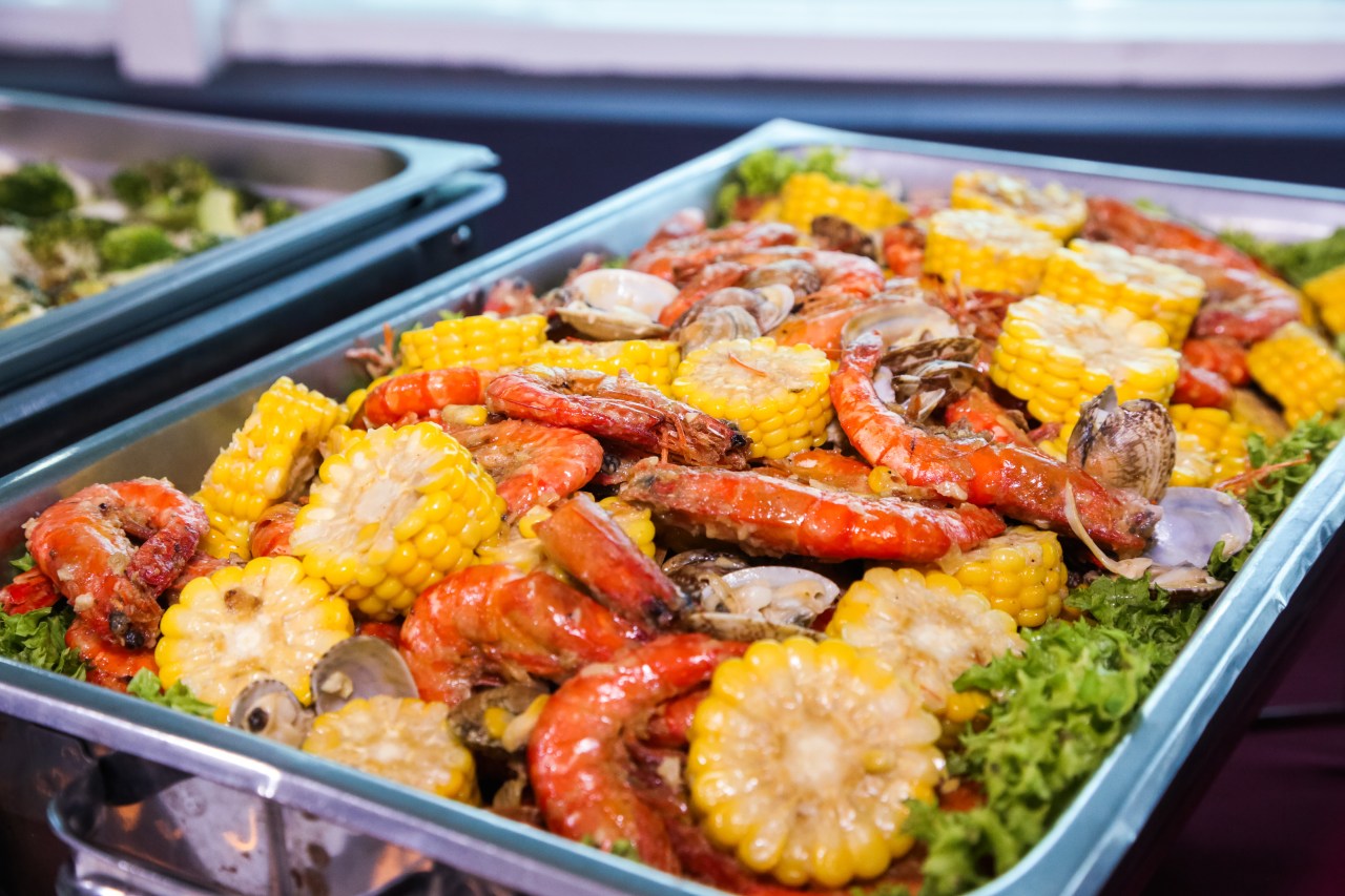 the dishes of christmas catering